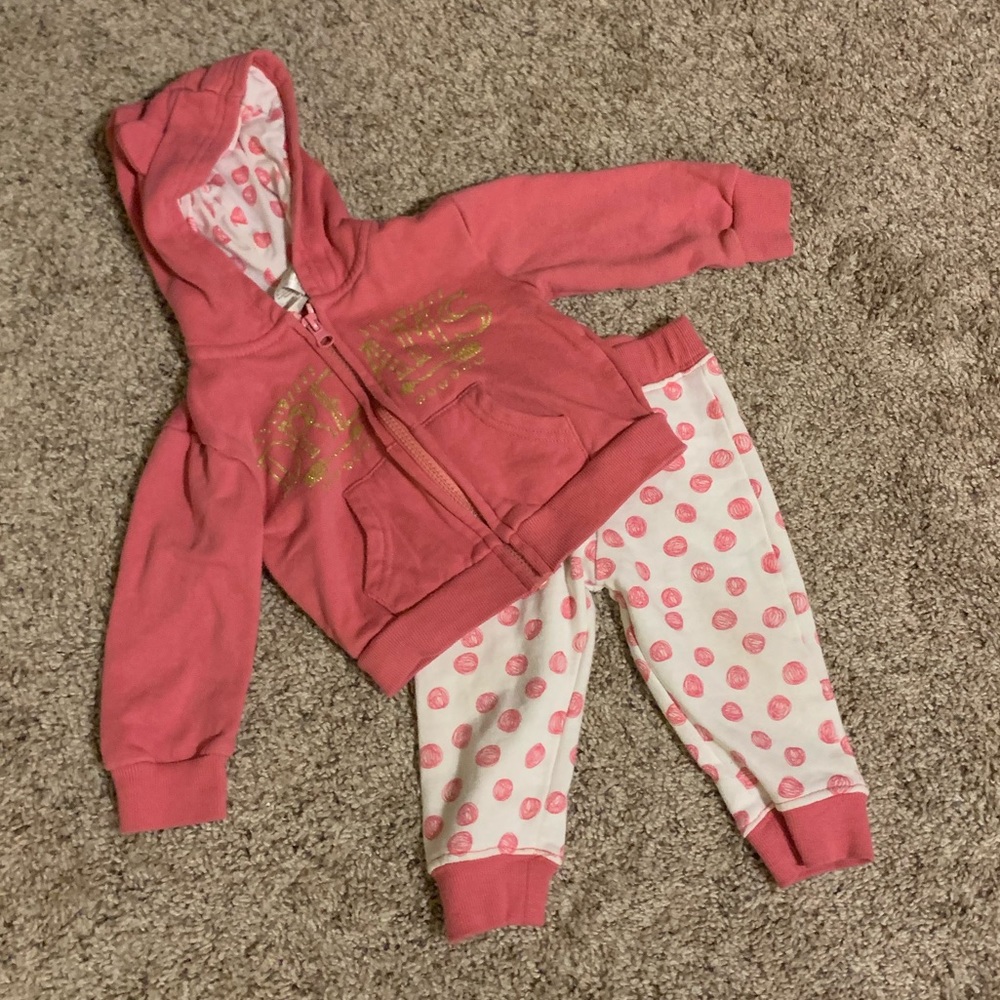 Sweatsuit